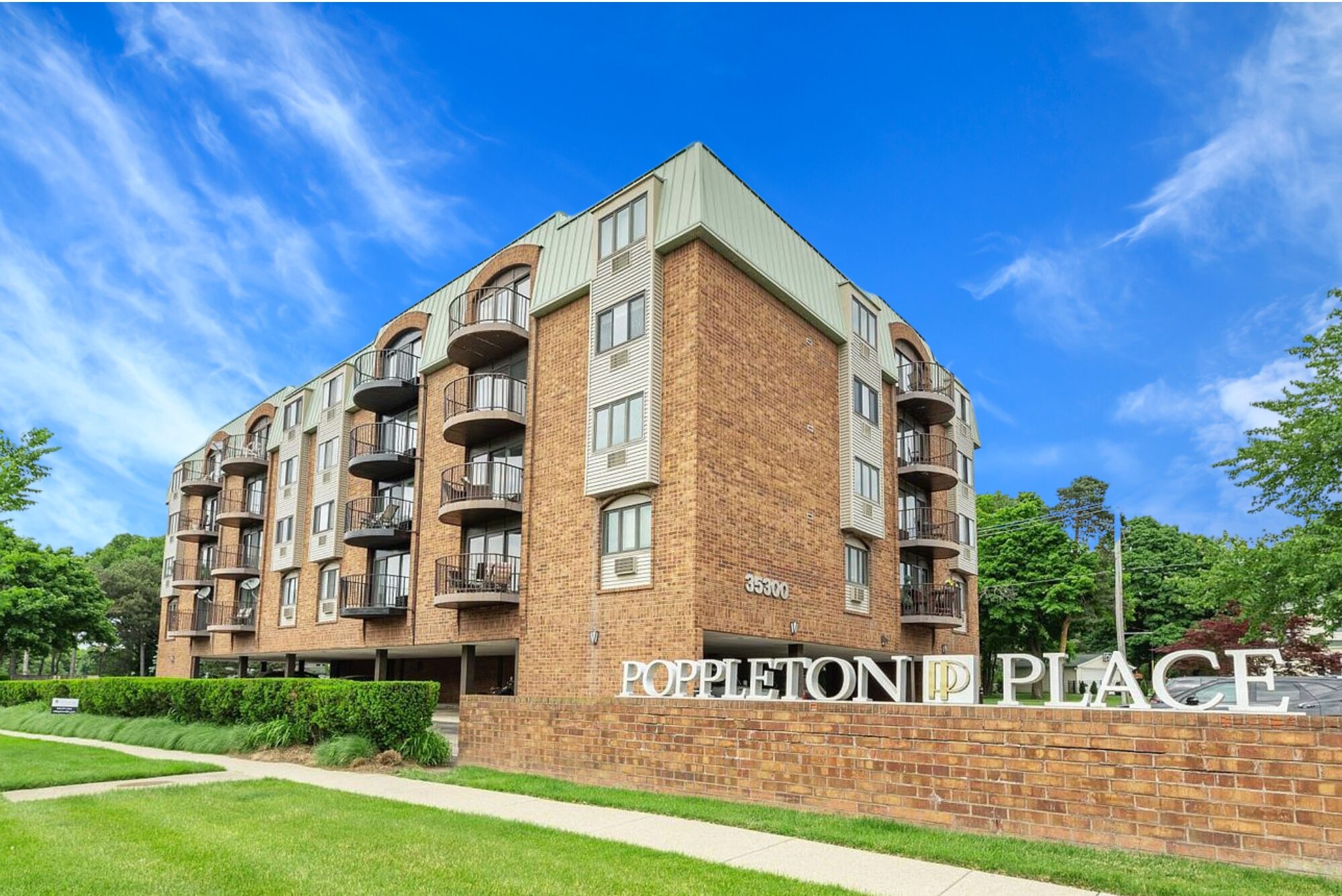 35300 Woodward Poppleton